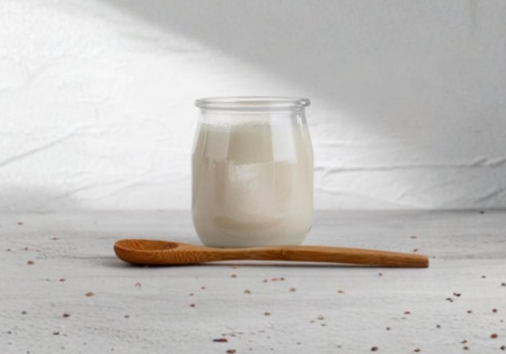 Cream ()